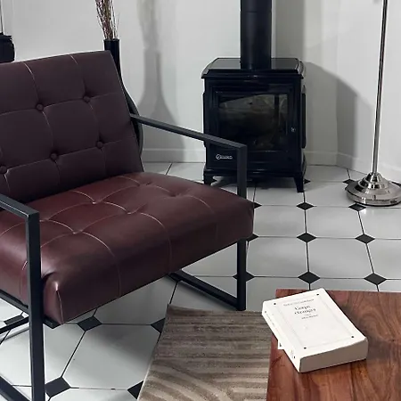 Modern & Spacious Near Le Marais * Paris