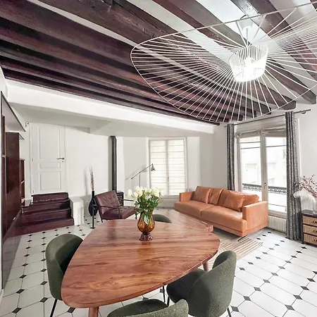 Modern & Spacious Near Le Marais *