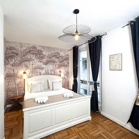 Modern & Spacious Near Le Marais Apartment *